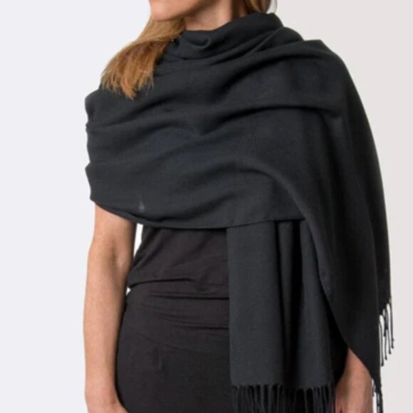 Pashmina Elegant Black Fringe Scarf - 70% Pashmina 30% Silk - Picture 1 of 6